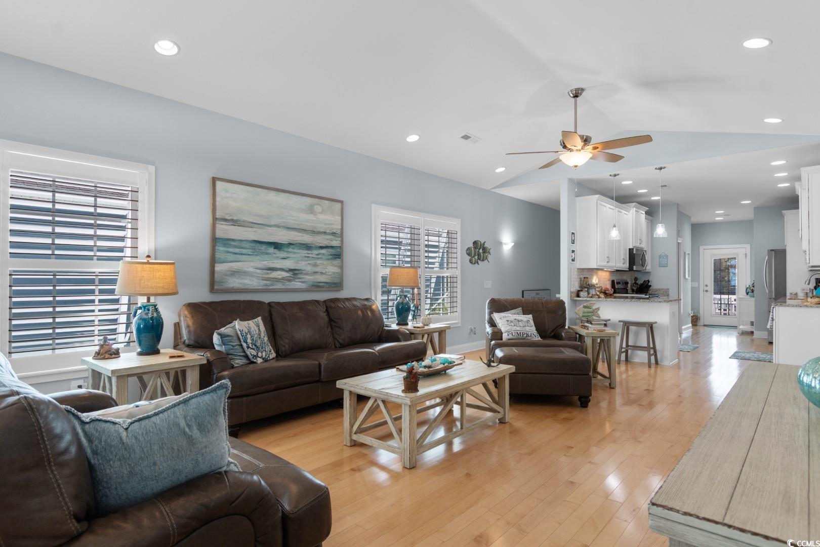 North Myrtle Beach, South Carolina, 29582, United States, 3 Bedrooms Bedrooms, ,3 BathroomsBathrooms,Residential,For Sale,1988595