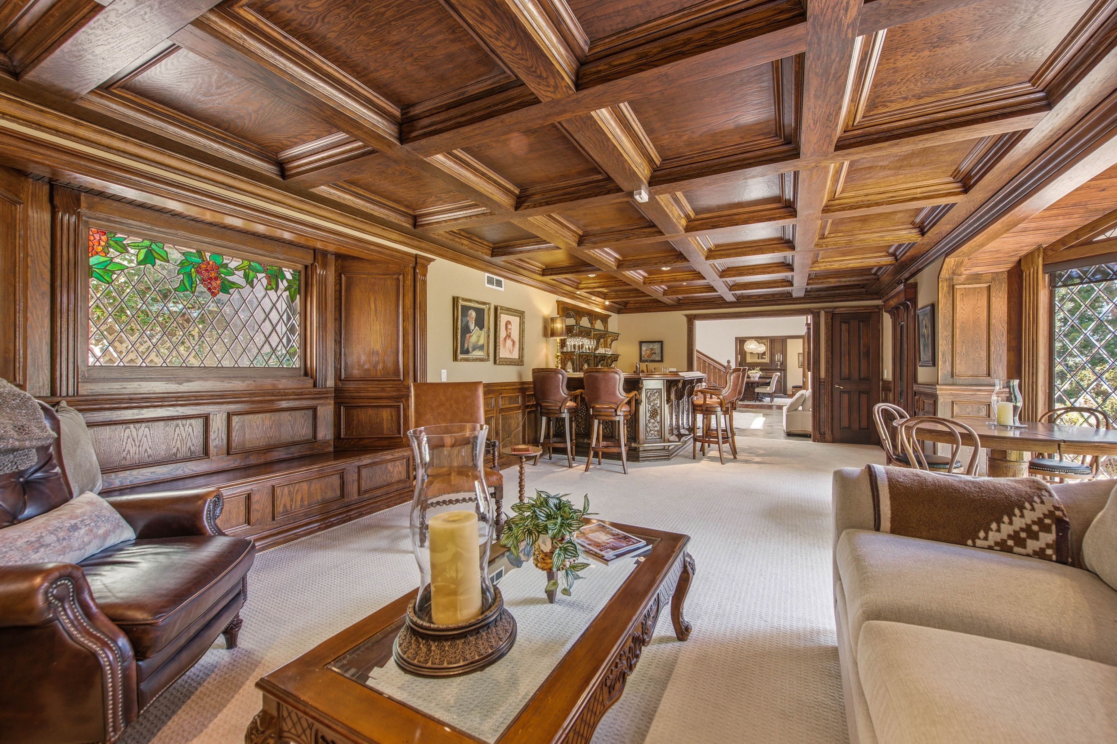  Gated Estate on Nearly 2 Acres - 物件實景