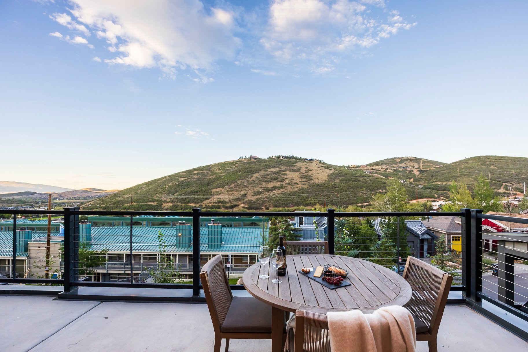  Light-Filled Turnkey Ski-In/Ski-Out Luxury Residence in Park City - 物件實景