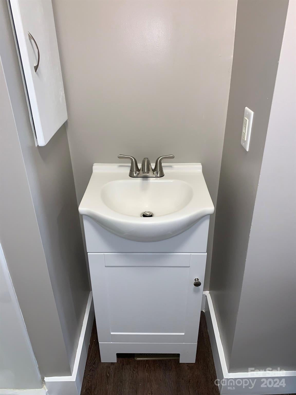 Mooresville, North Carolina, 28115, United States, 3 Bedrooms Bedrooms, ,2 BathroomsBathrooms,Residential,For Sale,1977807