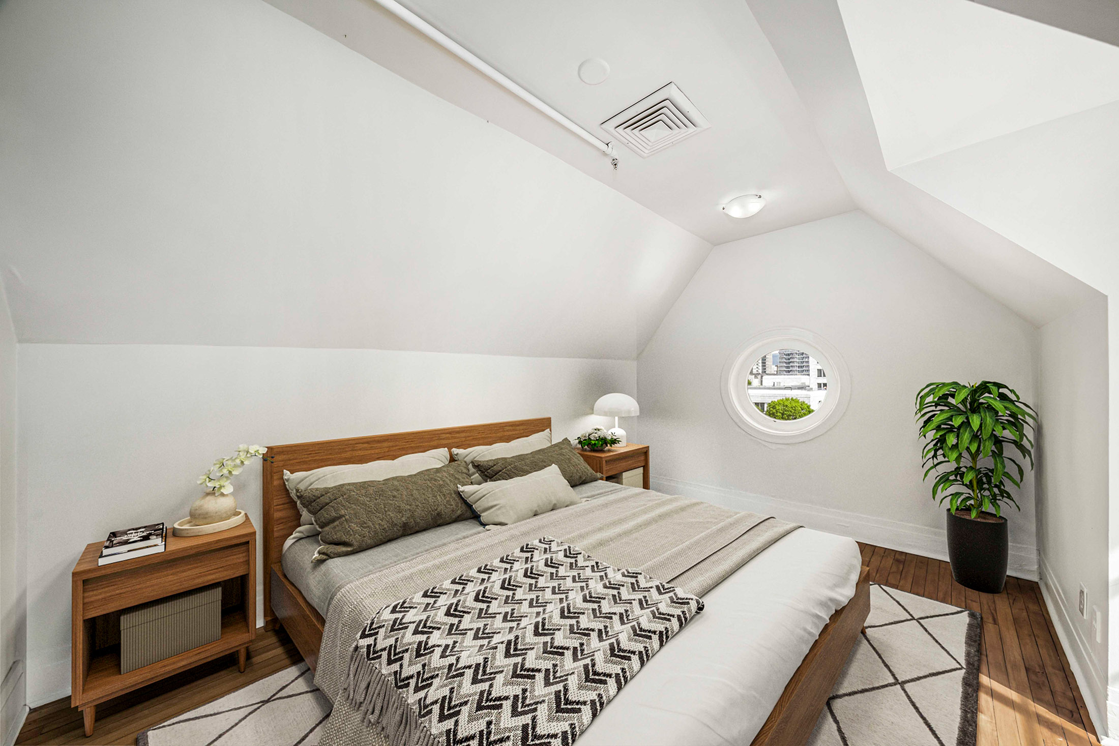  Two-Story Penthouse with Sweeping Skyline Views - 物件實景