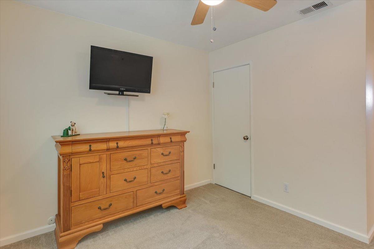 Orangevale, California, 95662, United States, 4 Bedrooms Bedrooms, ,2 BathroomsBathrooms,Residential,For Sale,1795396