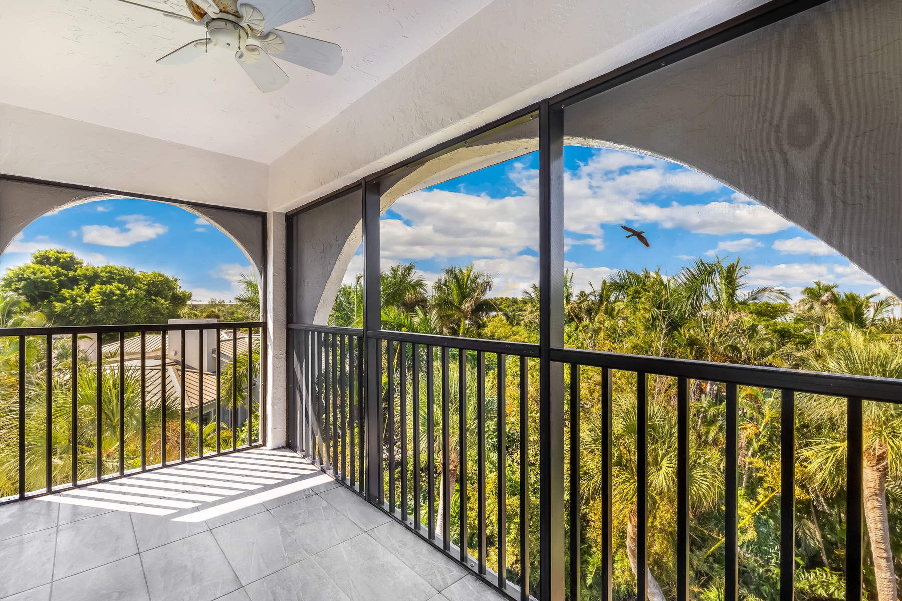  950 Palm Avenue Unit #304 - 物件實景