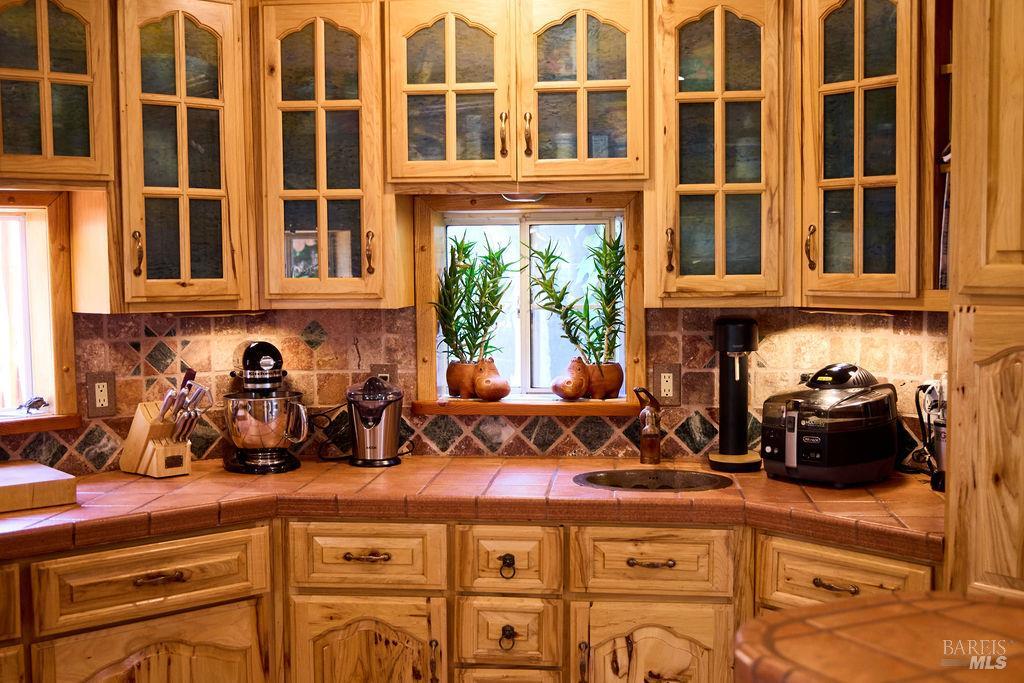 Redwood Valley, California, 95470-8010, United States, 3 Bedrooms Bedrooms, ,2 BathroomsBathrooms,Residential,For Sale,1984443