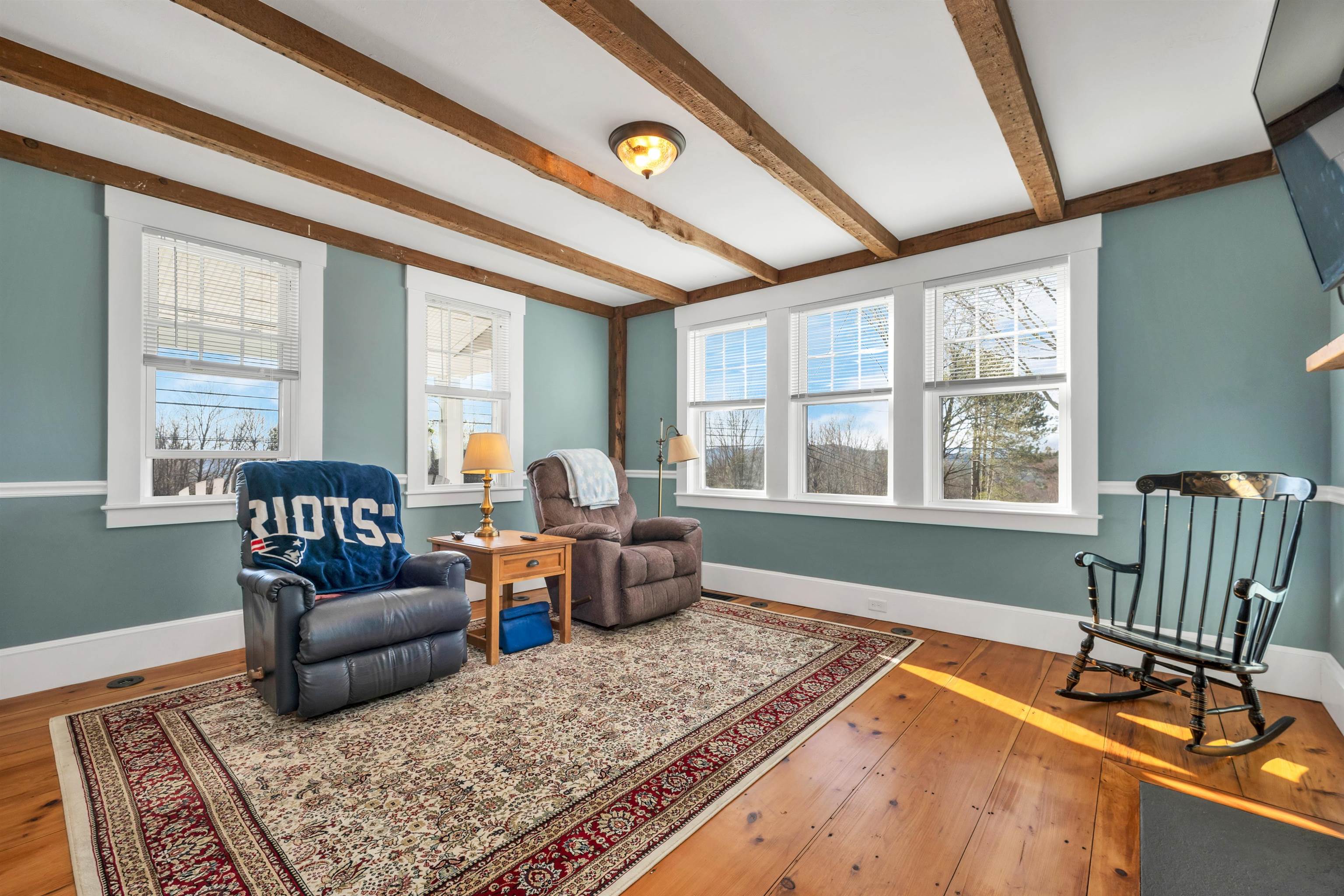 Meredith, New Hampshire, 03253, United States, 3 Bedrooms Bedrooms, ,2 BathroomsBathrooms,Residential,For Sale,1793827