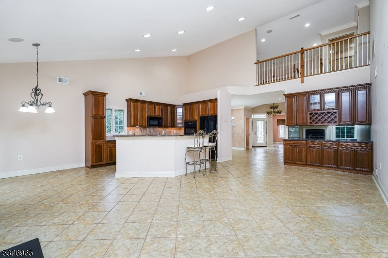 Franklin Twp., New Jersey, 08873, United States, 2 Bedrooms Bedrooms, ,3 BathroomsBathrooms,Residential,For Sale,1992917