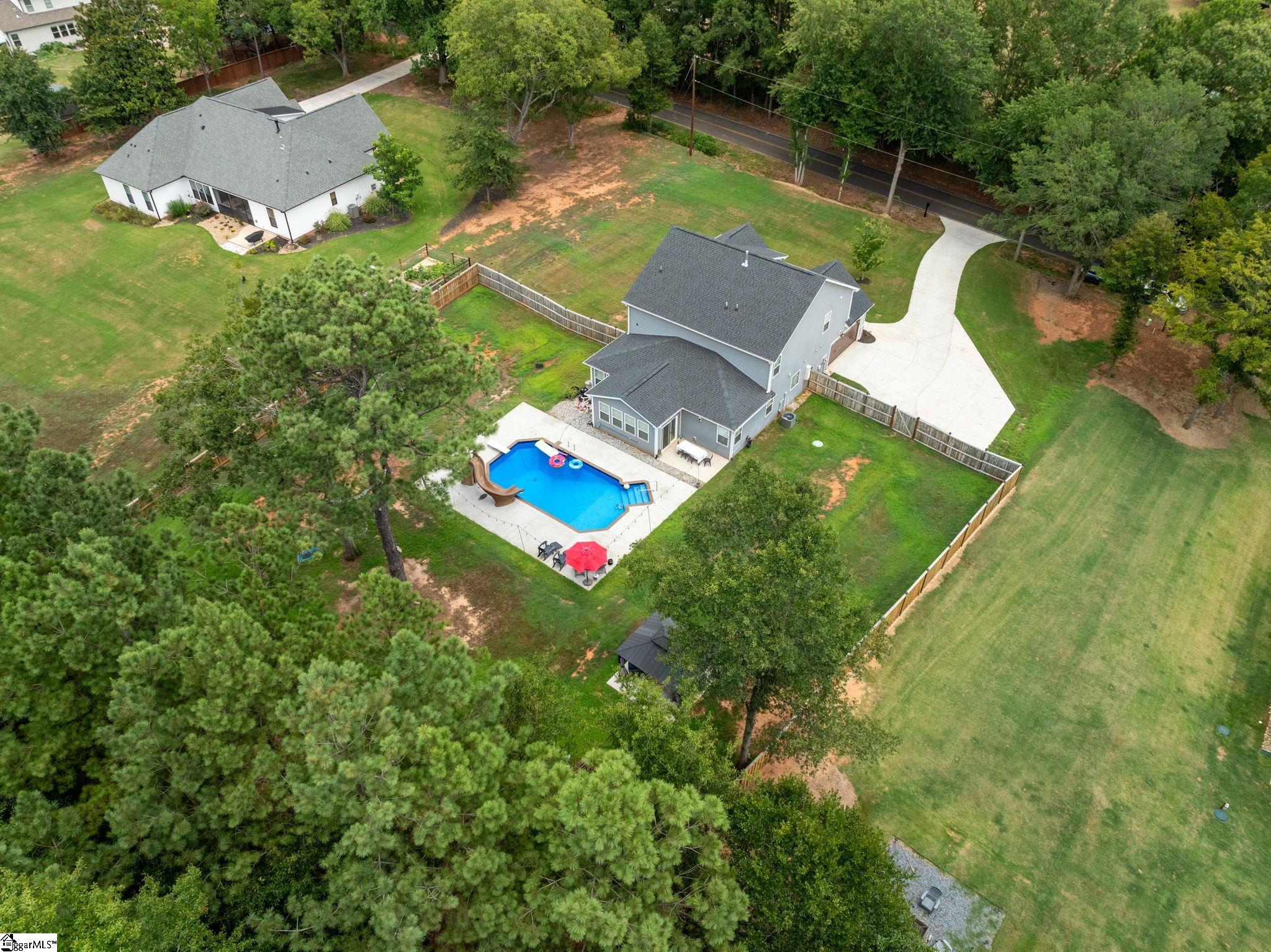 Belton, South Carolina, 29627, United States, 5 Bedrooms Bedrooms, ,4 BathroomsBathrooms,Residential,For Sale,1901180