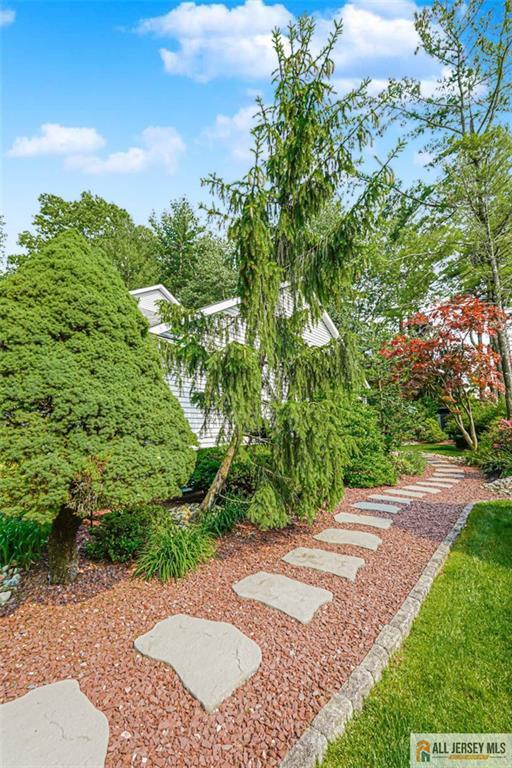 East Brunswick, New Jersey, 08816, United States, 4 Bedrooms Bedrooms, ,4 BathroomsBathrooms,Residential,For Sale,1847470