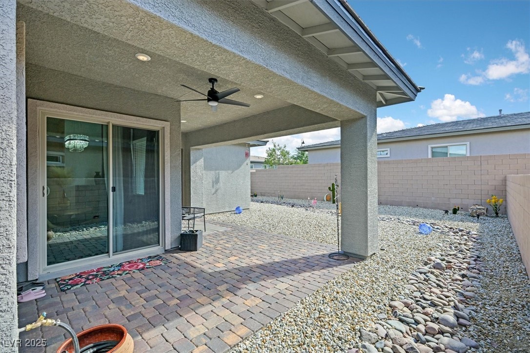 Henderson, Nevada, 89011, United States, 3 Bedrooms Bedrooms, ,2 BathroomsBathrooms,Residential,For Sale,1972737