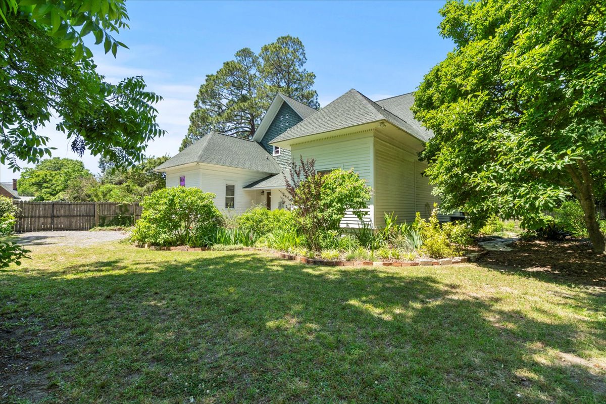 Hartsville, South Carolina, 29550, United States, 4 Bedrooms Bedrooms, ,4 BathroomsBathrooms,Residential,For Sale,1820221