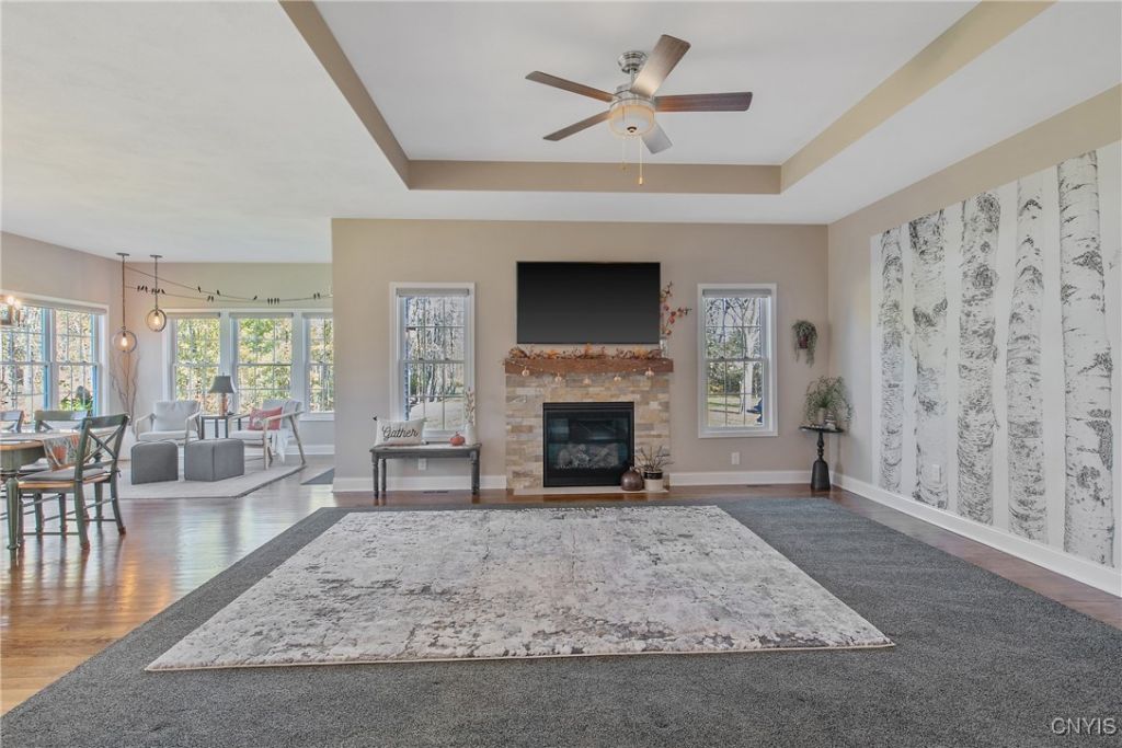 Liverpool, New York, 13090, United States, 3 Bedrooms Bedrooms, ,2 BathroomsBathrooms,Residential,For Sale,1972941