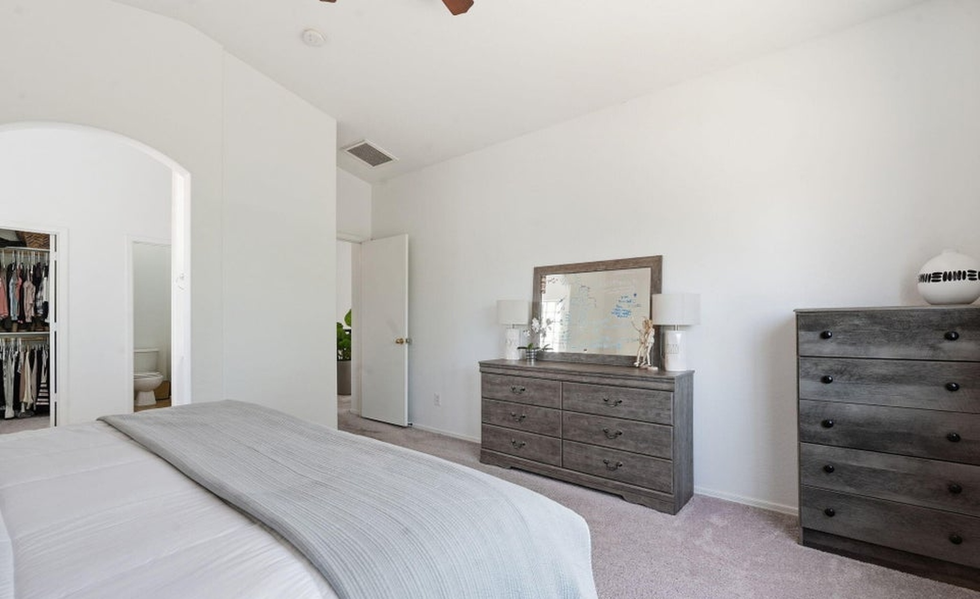  10107 E Kilarea Avenue  Mesa, AZ - 物件實景