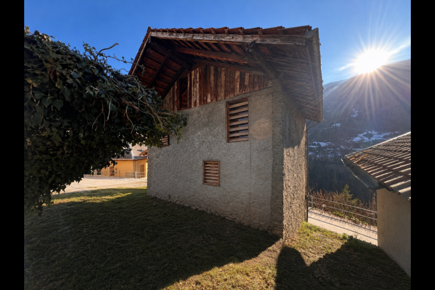  Barn to renovate in the heart of Vissoie with architect
