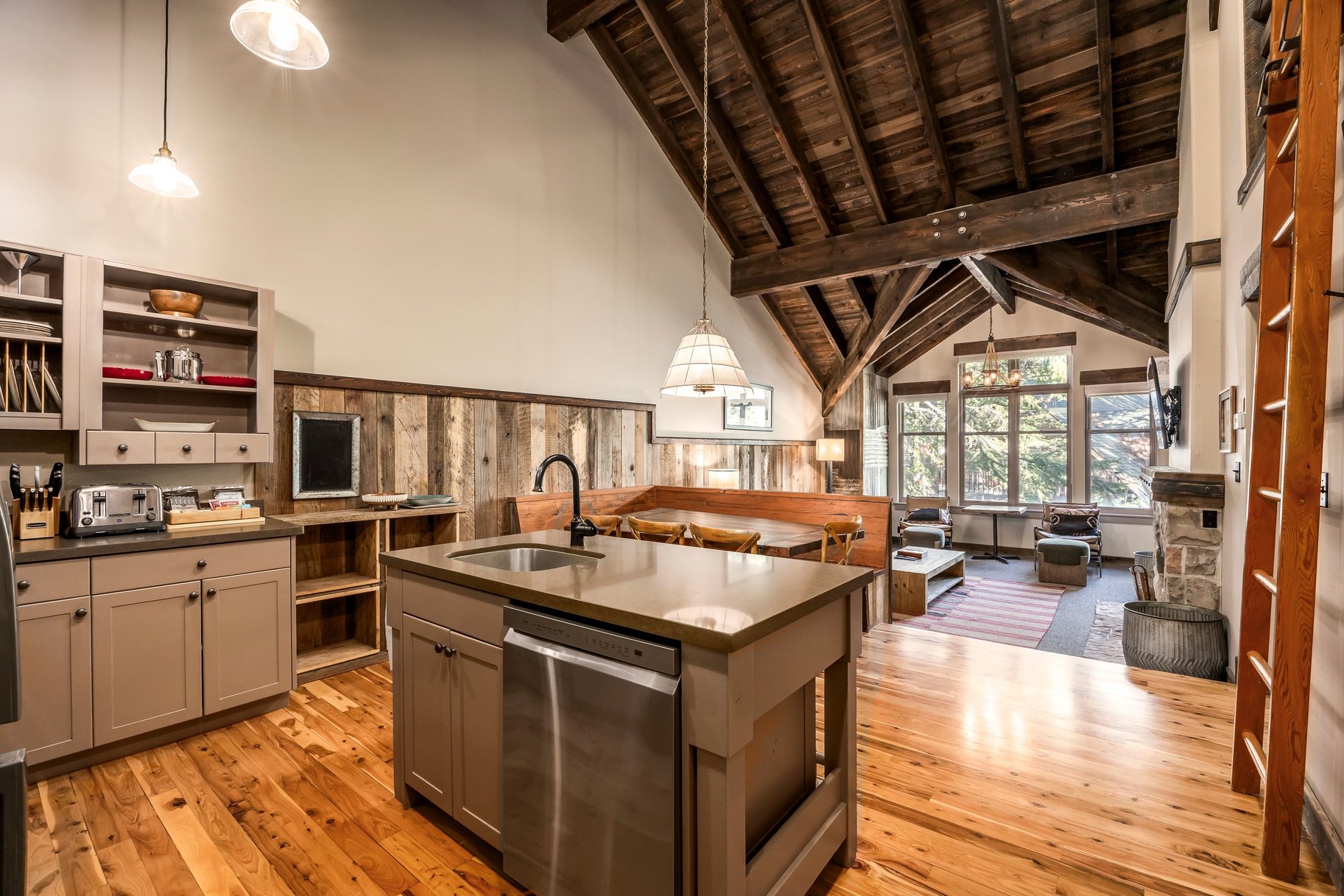  Largest River Run Cottage at Sundance - 物件實景