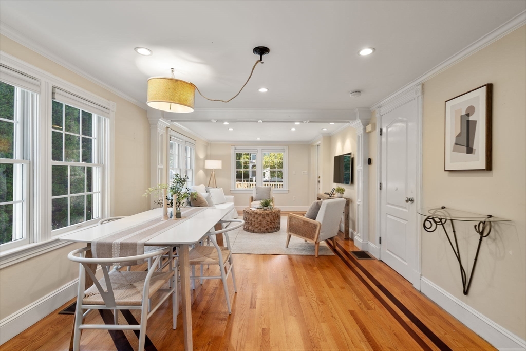 Concord, Massachusetts, 01742, United States, 3 Bedrooms Bedrooms, ,3 BathroomsBathrooms,Residential,For Sale,1949763