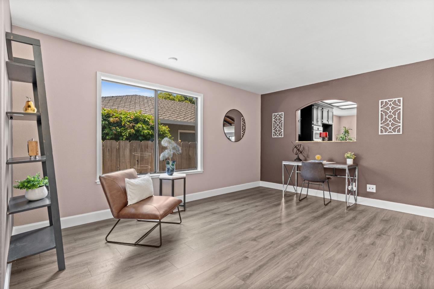 Hollister, California, 95023, United States, 3 Bedrooms Bedrooms, ,2 BathroomsBathrooms,Residential,For Sale,1903543