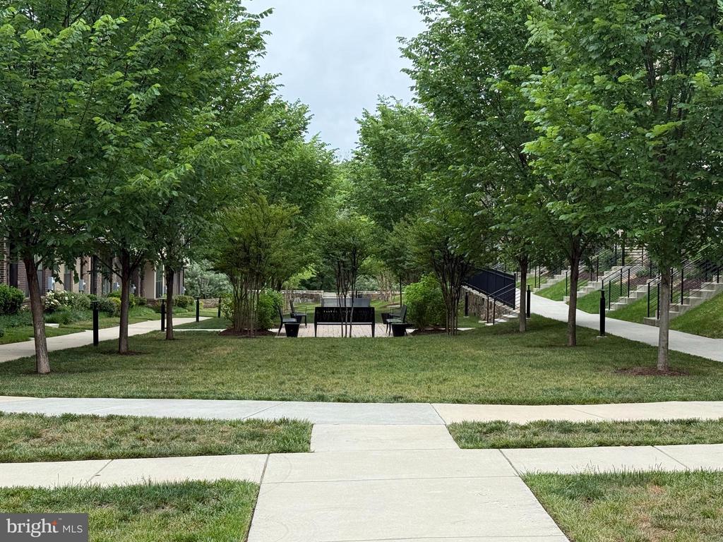 Chantilly, Virginia, 20151, United States, 3 Bedrooms Bedrooms, ,3 BathroomsBathrooms,Residential,For Sale,2048554