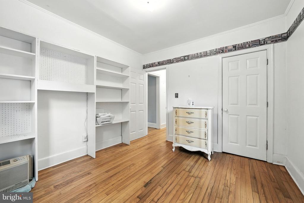 Silver Spring, Maryland, 20901, United States, 3 Bedrooms Bedrooms, ,1 BathroomBathrooms,Residential,For Sale,1928721
