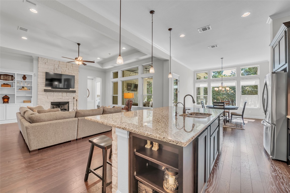 Lago Vista, Texas, 78645, United States, 4 Bedrooms Bedrooms, ,4 BathroomsBathrooms,Residential,For Sale,1987507