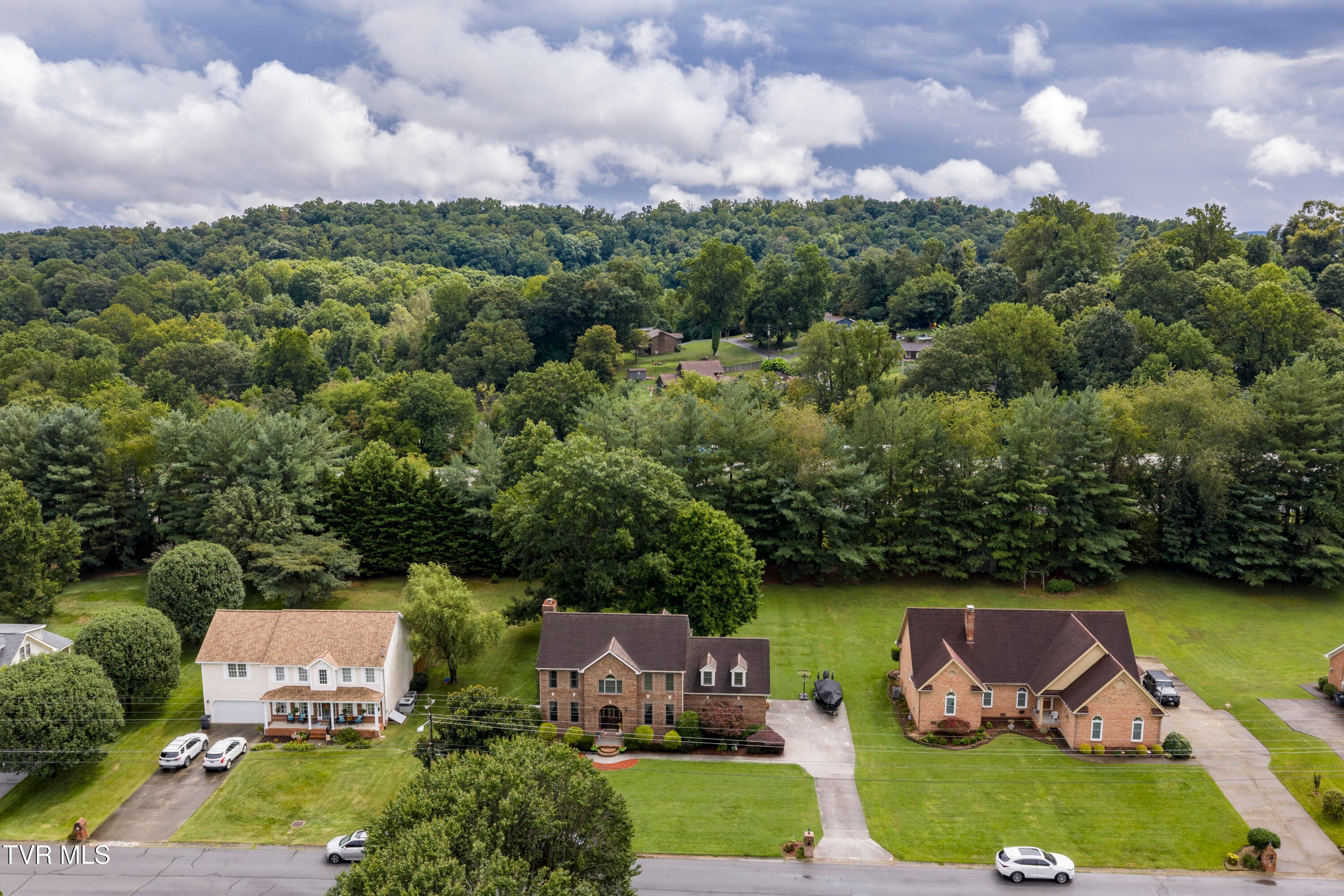 Kingsport, Tennessee, 37663, United States, 5 Bedrooms Bedrooms, ,3 BathroomsBathrooms,Residential,For Sale,1940461