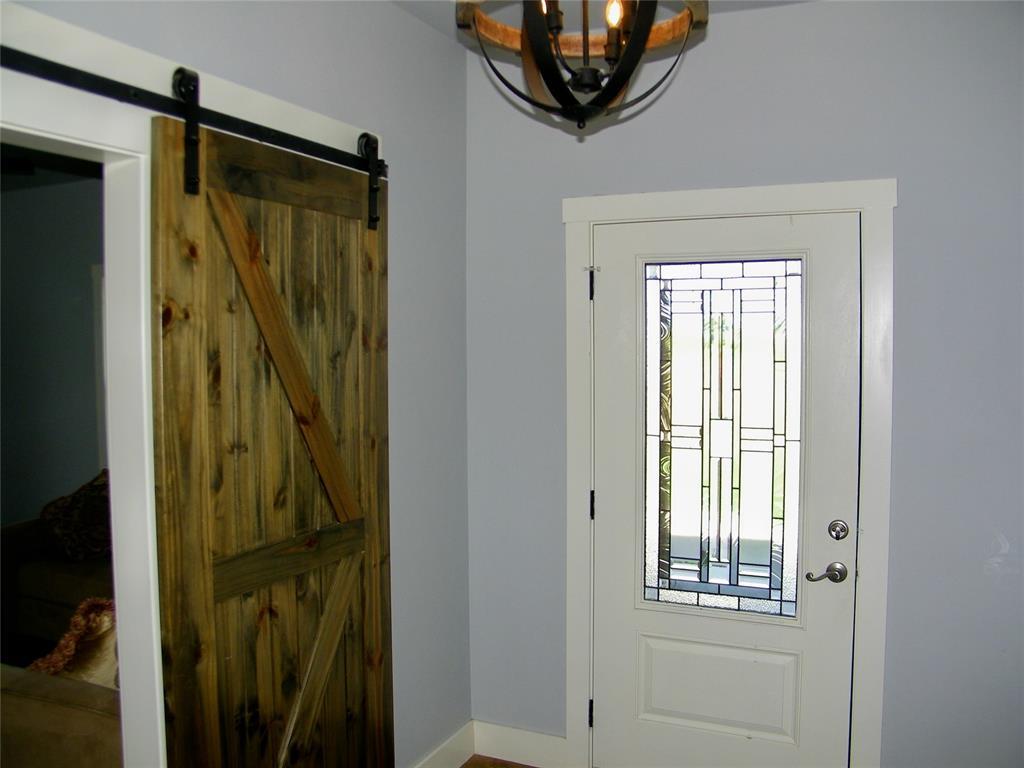 Kingfisher, Oklahoma, 73750, United States, 4 Bedrooms Bedrooms, ,3 BathroomsBathrooms,Residential,For Sale,1973899