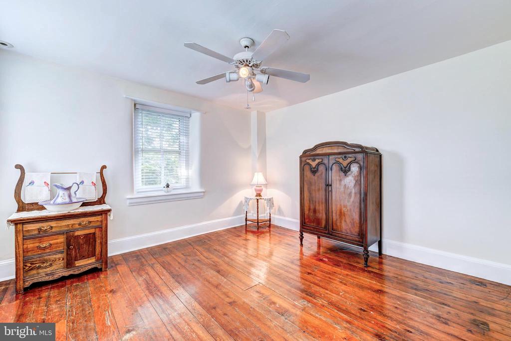 Harleysville, Pennsylvania, 19438, United States, 4 Bedrooms Bedrooms, ,3 BathroomsBathrooms,Residential,For Sale,1912462