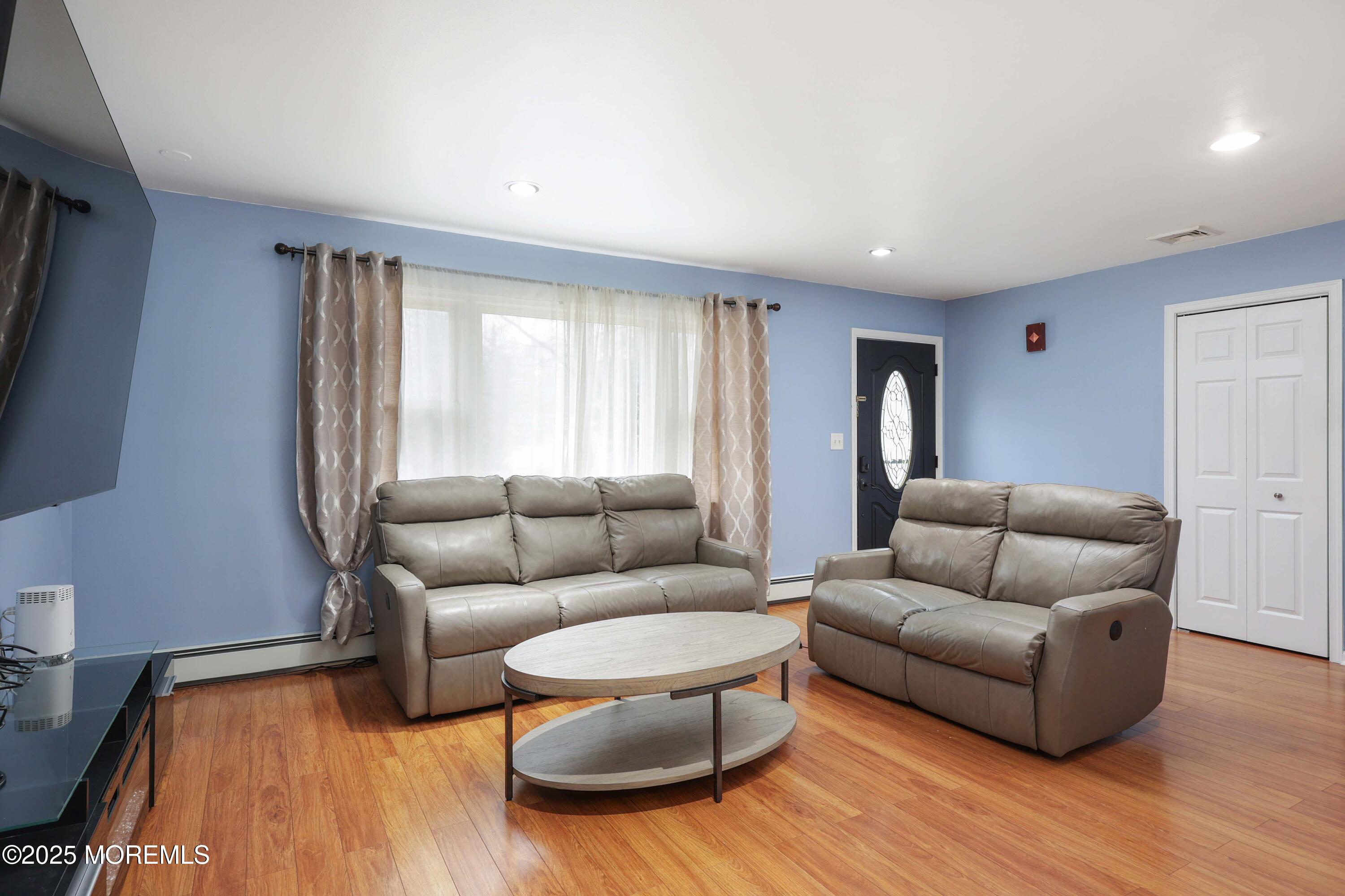 Oakhurst, New Jersey, 07755, United States, 3 Bedrooms Bedrooms, ,2 BathroomsBathrooms,Residential,For Sale,1754525