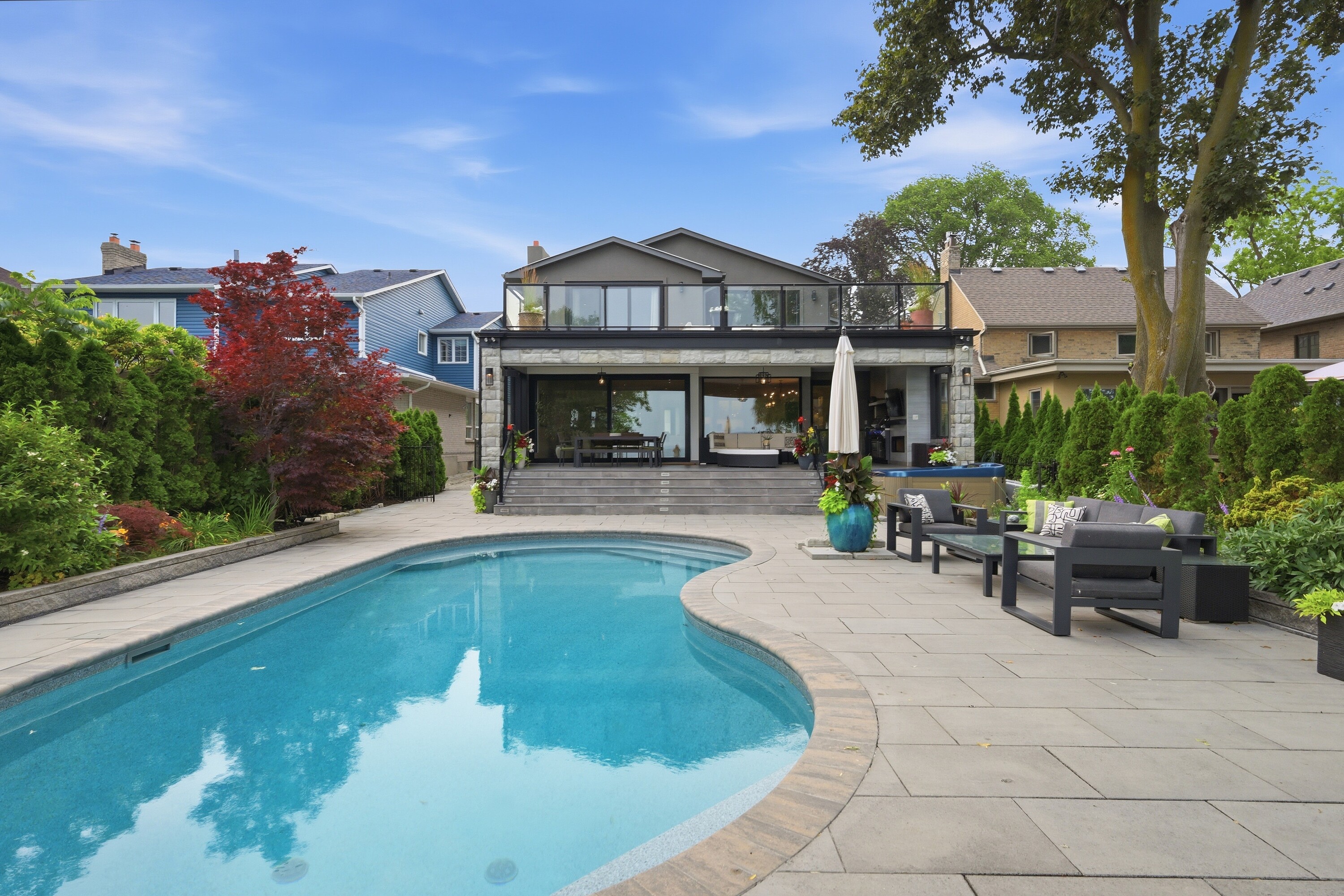  Stunning Waterfront Residence - 物件實景