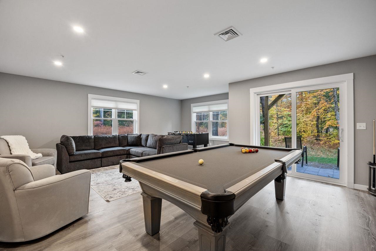 Conway, New Hampshire, 03860, United States, 4 Bedrooms Bedrooms, ,5 BathroomsBathrooms,Residential,For Sale,1991555