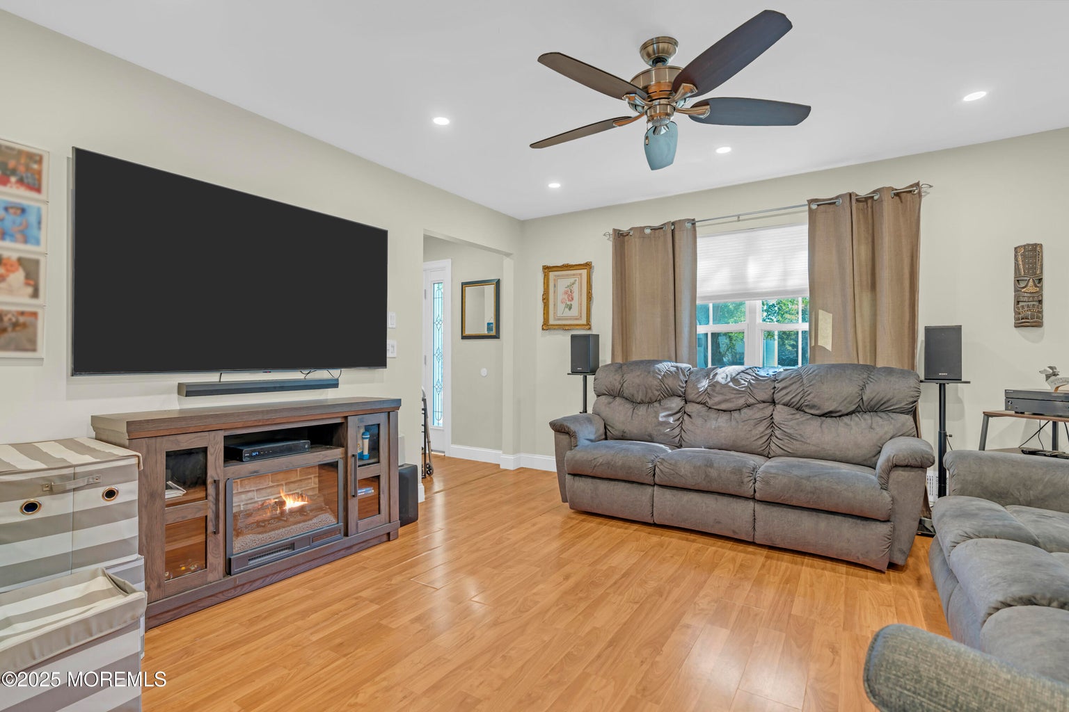 Brick, New Jersey, 08724, United States, 3 Bedrooms Bedrooms, ,2 BathroomsBathrooms,Residential,For Sale,1927707
