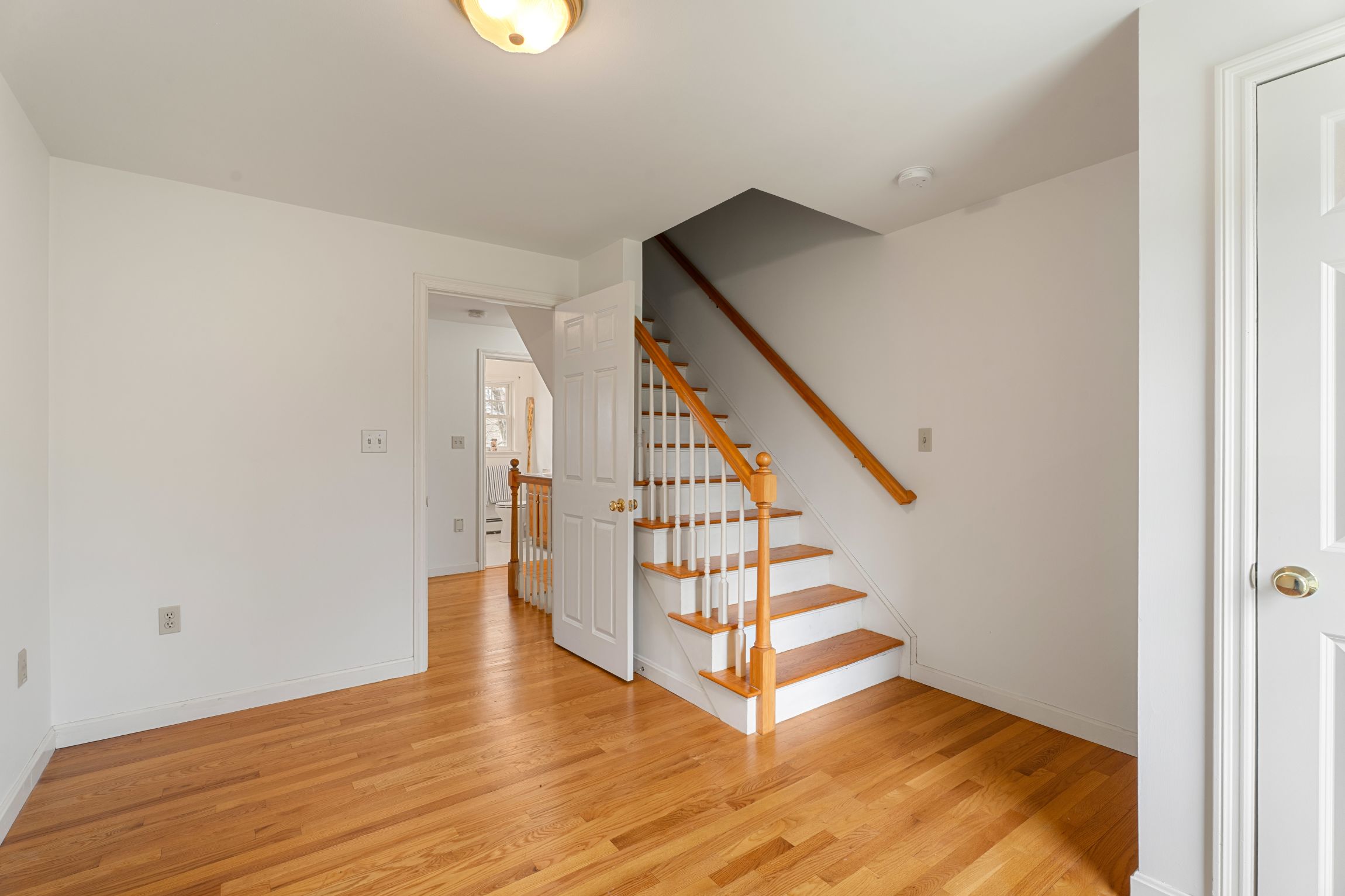  16 Merrimack River Road, Groveland, MA, 01834 - 物件實景