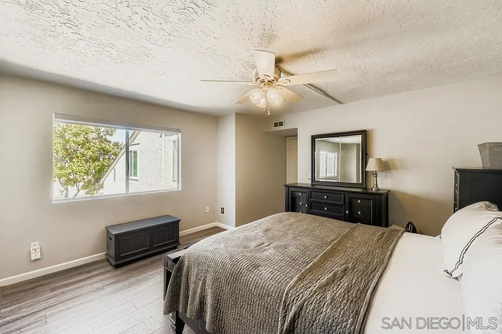 San Diego, California, 92124, United States, 4 Bedrooms Bedrooms, ,3 BathroomsBathrooms,Residential,For Sale,1911364