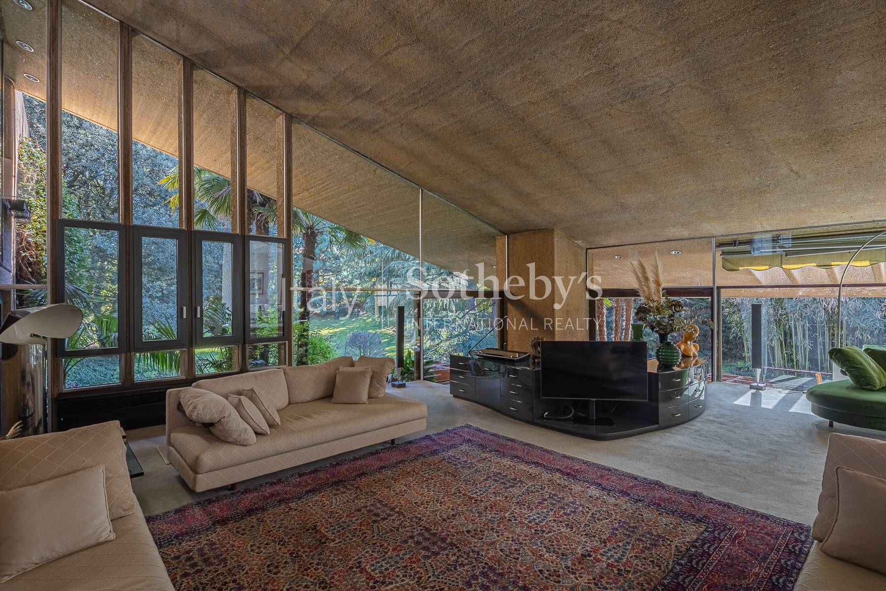  Designer villa surrounded by greenery - 物件實景