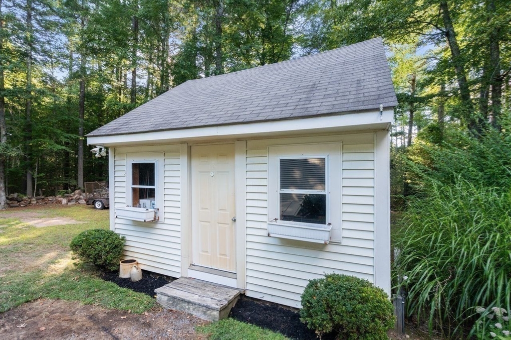 Halifax, Massachusetts, 02338, United States, 3 Bedrooms Bedrooms, ,3 BathroomsBathrooms,Residential,For Sale,1938860