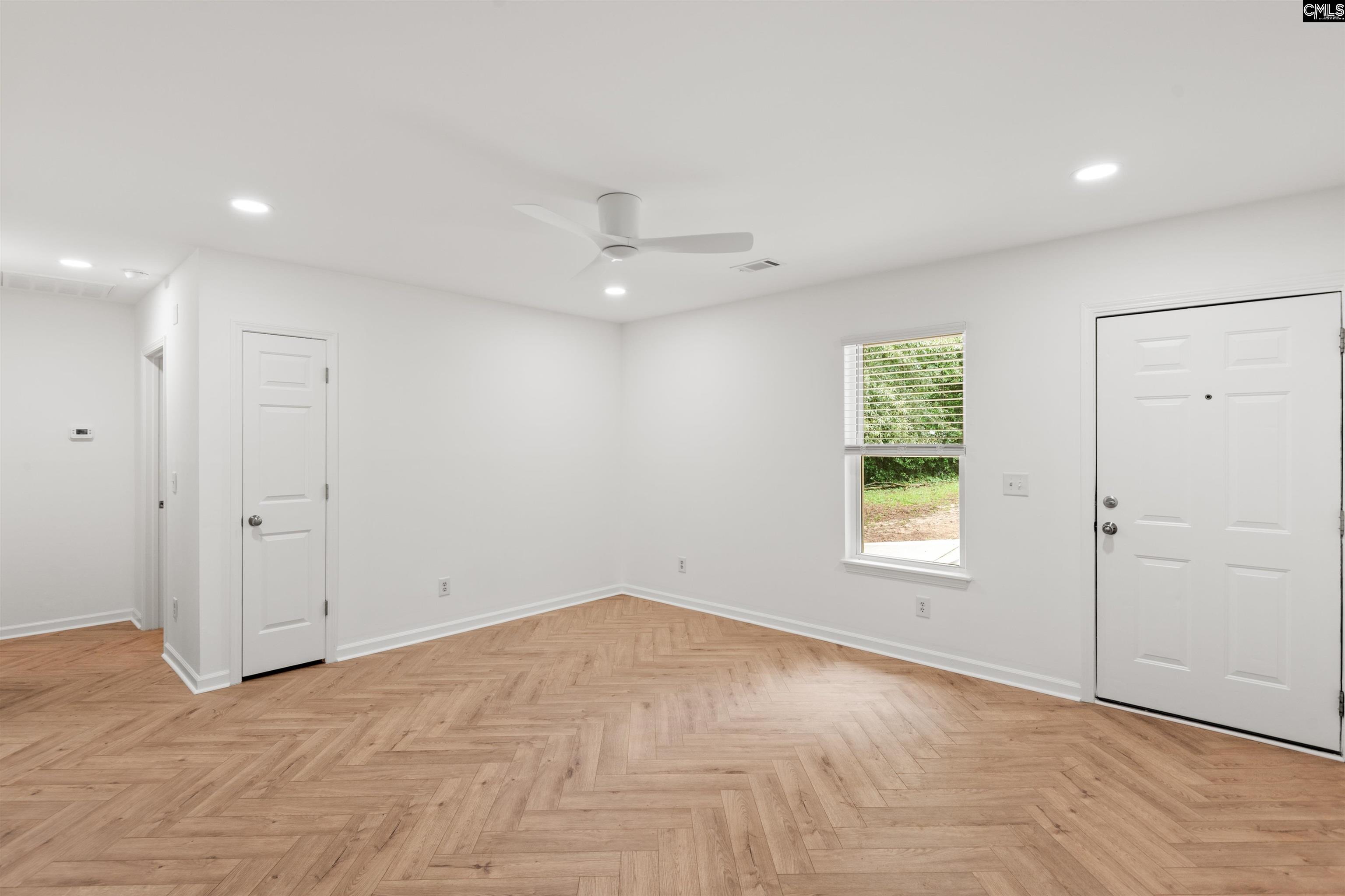 Columbia, South Carolina, 29201, United States, ,3 BathroomsBathrooms,Residential,For Sale,1926289