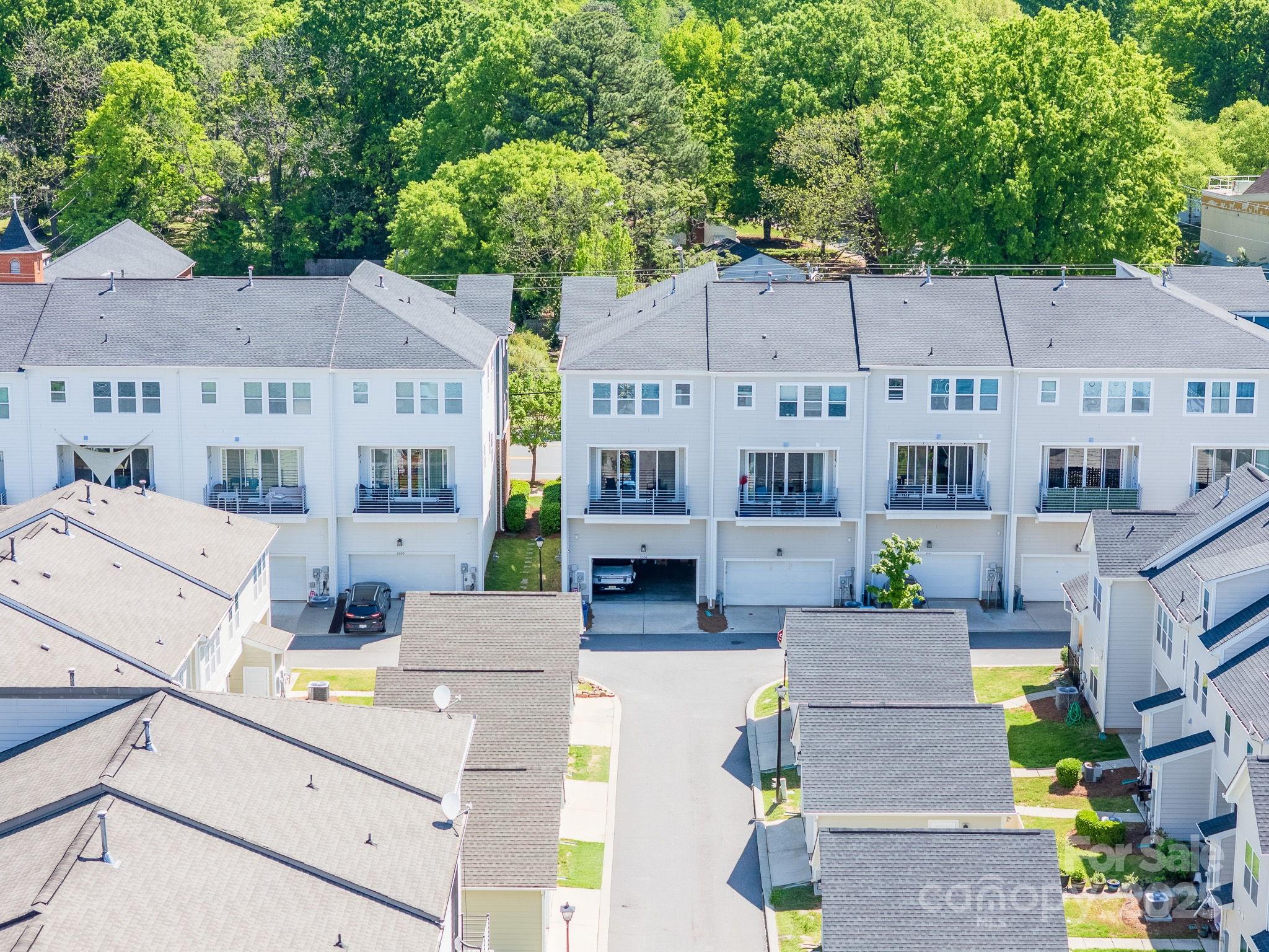Charlotte, North Carolina, 28206, United States, 3 Bedrooms Bedrooms, ,4 BathroomsBathrooms,Residential,For Sale,1778034