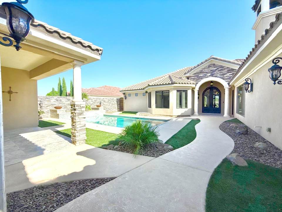 Carlsbad, New Mexico, 88220, United States, 4 Bedrooms Bedrooms, ,6 BathroomsBathrooms,Residential,For Sale,1974885