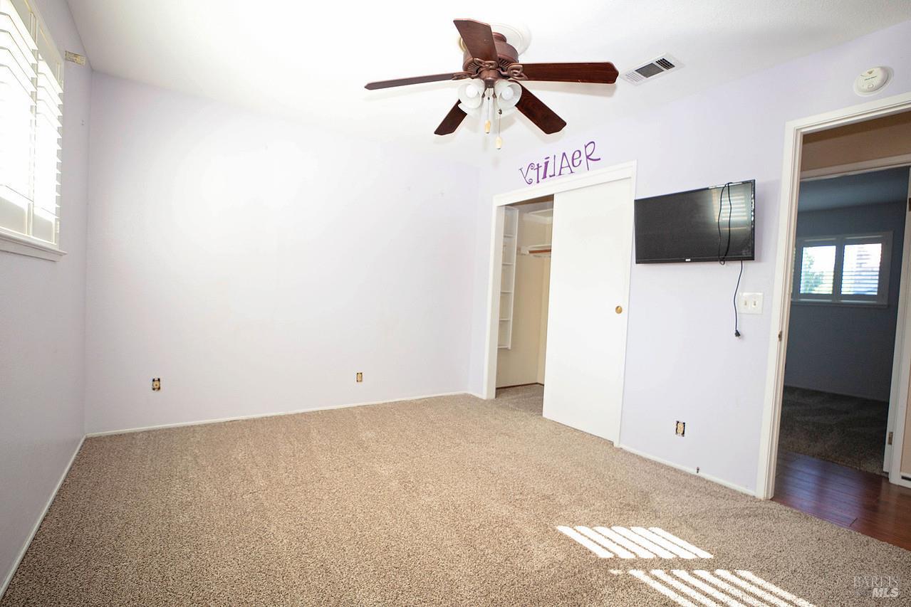 Vacaville, California, 95687, United States, 3 Bedrooms Bedrooms, ,2 BathroomsBathrooms,Residential,For Sale,1882664