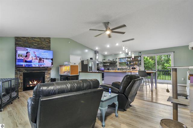 Lamplighter Ln, Cadillac, MI 49601 #1