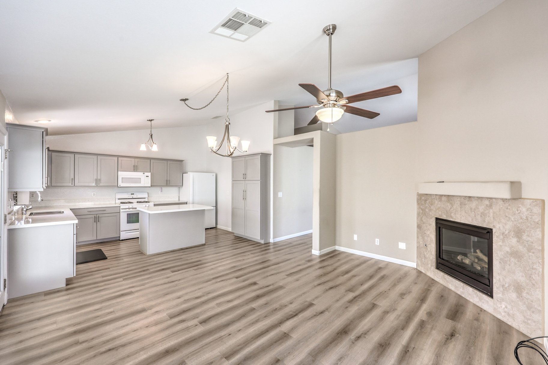  Open floor plan that you have never seen - 物件實景