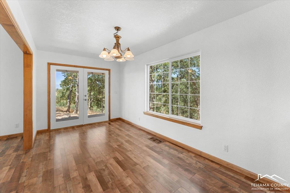 Cottonwood, California, 96080, United States, 3 Bedrooms Bedrooms, ,2 BathroomsBathrooms,Residential,For Sale,1942274