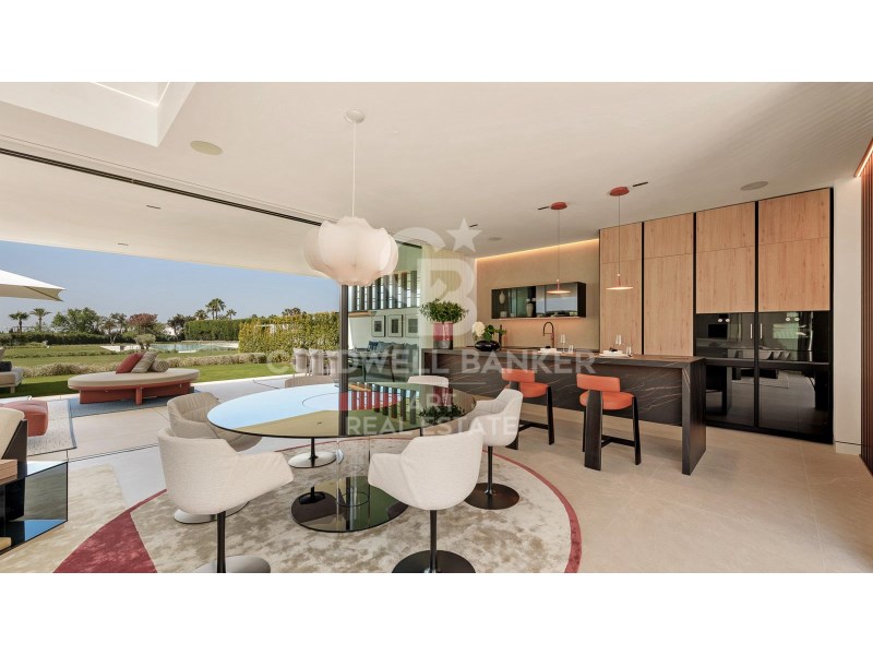 M?laga, Marbella, Nag?eles-Milla de Oro M?laga, Ma, Marbella, Andalusia, ES, 4 Bedrooms Bedrooms, ,4 BathroomsBathrooms,Residential,For Sale,M?laga, Marbella, Nag?eles-Milla de Oro M?laga, Ma,1647020