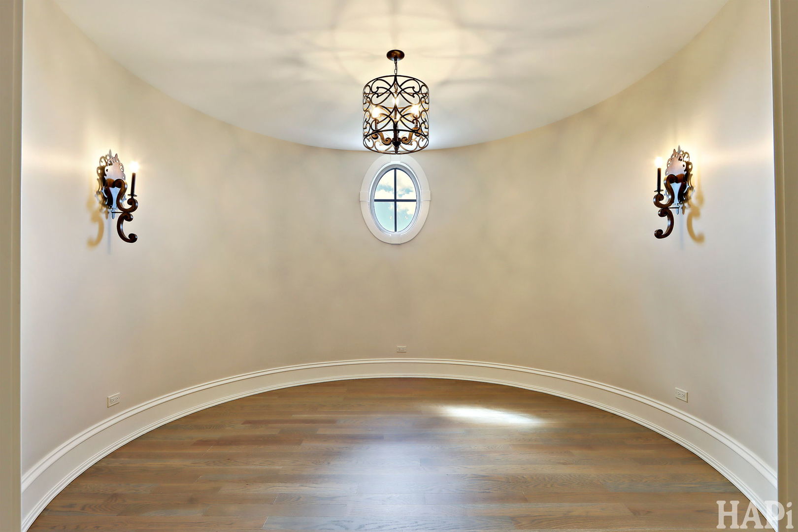 South Barrington, Illinois, 60010, United States, 5 Bedrooms Bedrooms, ,6 BathroomsBathrooms,Residential,For Sale,1947968