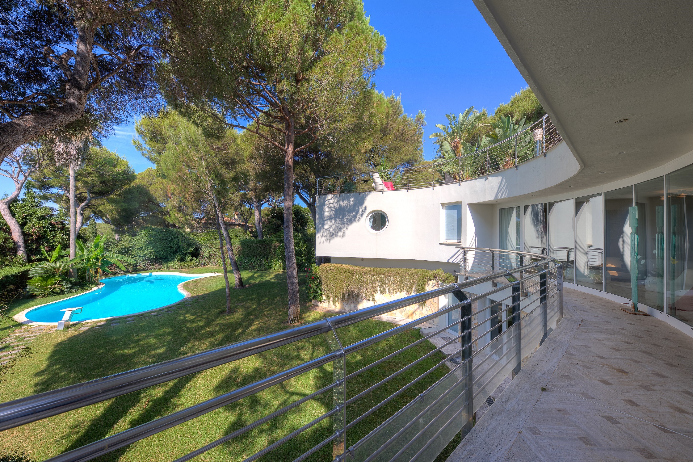  Saint-Jean-Cap-Ferrat contemporary villa with pool, 4 bedrooms and sea glimpse … - 物件實景