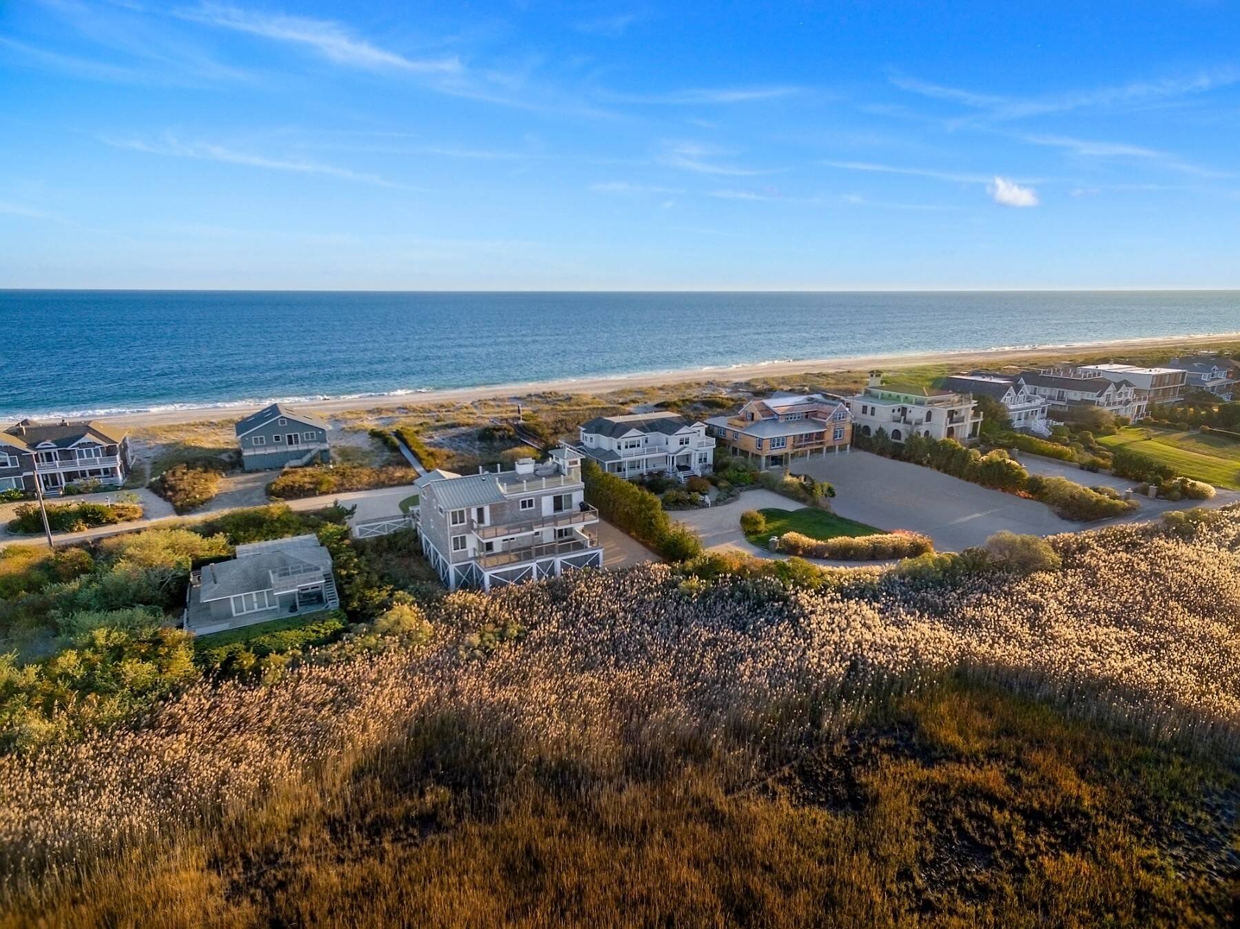  Chic Beach House with Roof Deck, Protected Views & Ocean Walkway - 物件實景