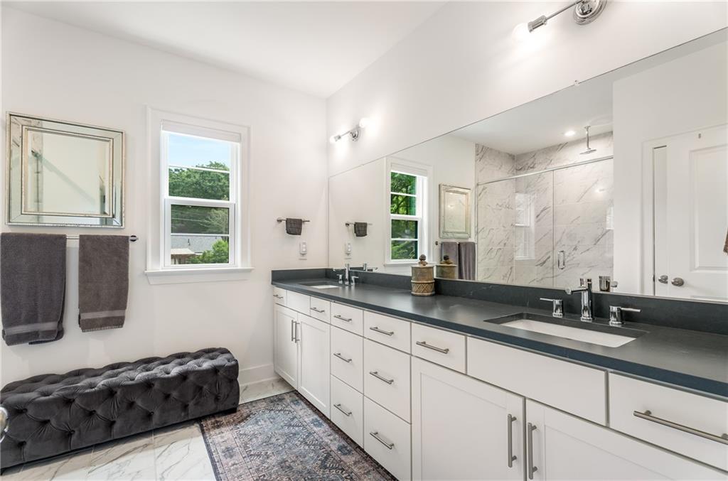 Atlanta, Georgia, 30318, United States, 3 Bedrooms Bedrooms, ,4 BathroomsBathrooms,Residential,For Sale,1911947