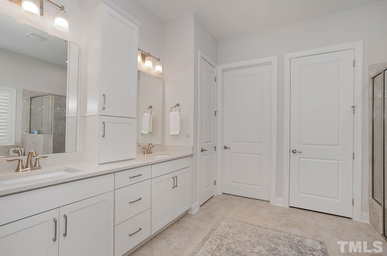 81 Boone Street, Chapel Hill, North Carolina, 27516, United States, 3 Bedrooms Bedrooms, ,4 BathroomsBathrooms,Residential,For Sale,81 Boone Street,1433393