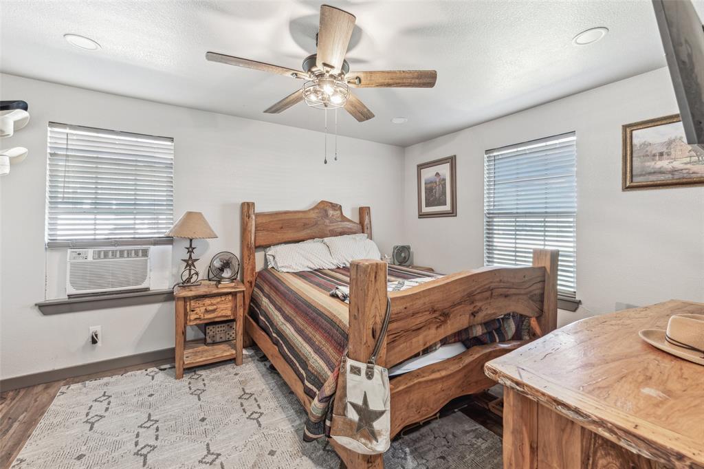 Cleburne, Texas, 76031, United States, 2 Bedrooms Bedrooms, ,2 BathroomsBathrooms,Residential,For Sale,1826745