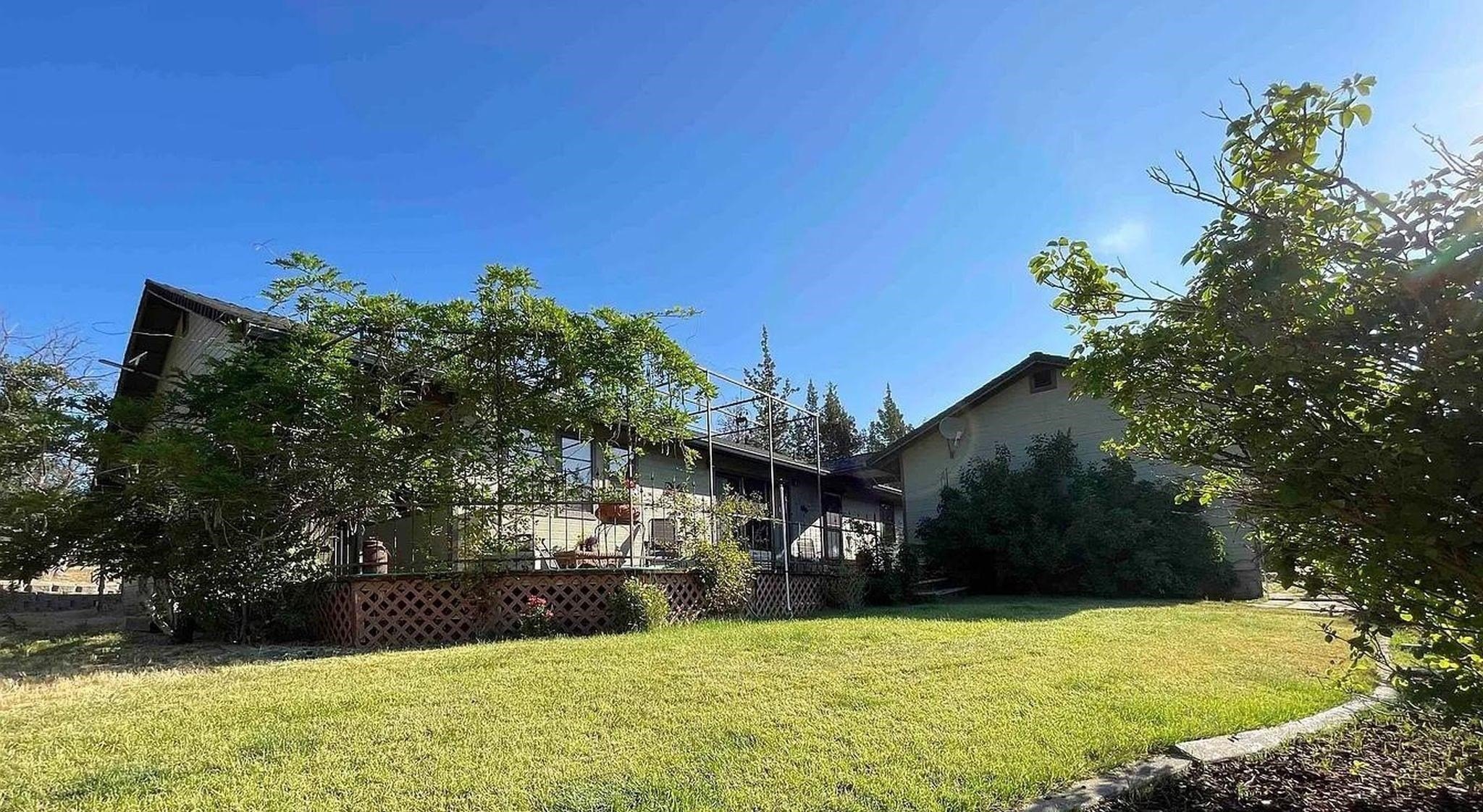 Montague, California, 96064-0000, United States, 3 Bedrooms Bedrooms, ,2 BathroomsBathrooms,Residential,For Sale,2033545