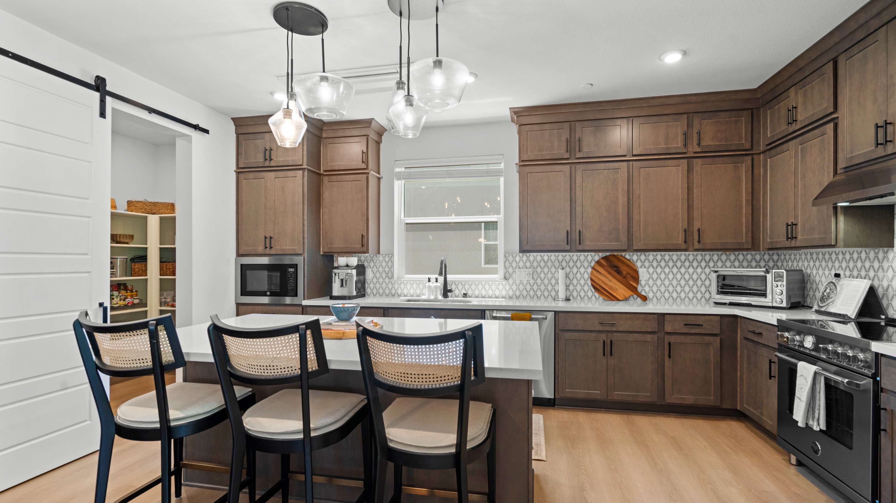  Modern Townhome in Novato - 物件實景